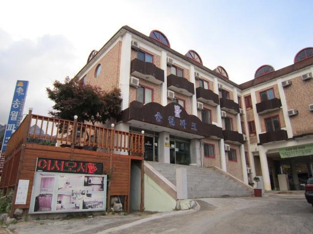 Songwol Park Motel Сокчо Екстериор снимка