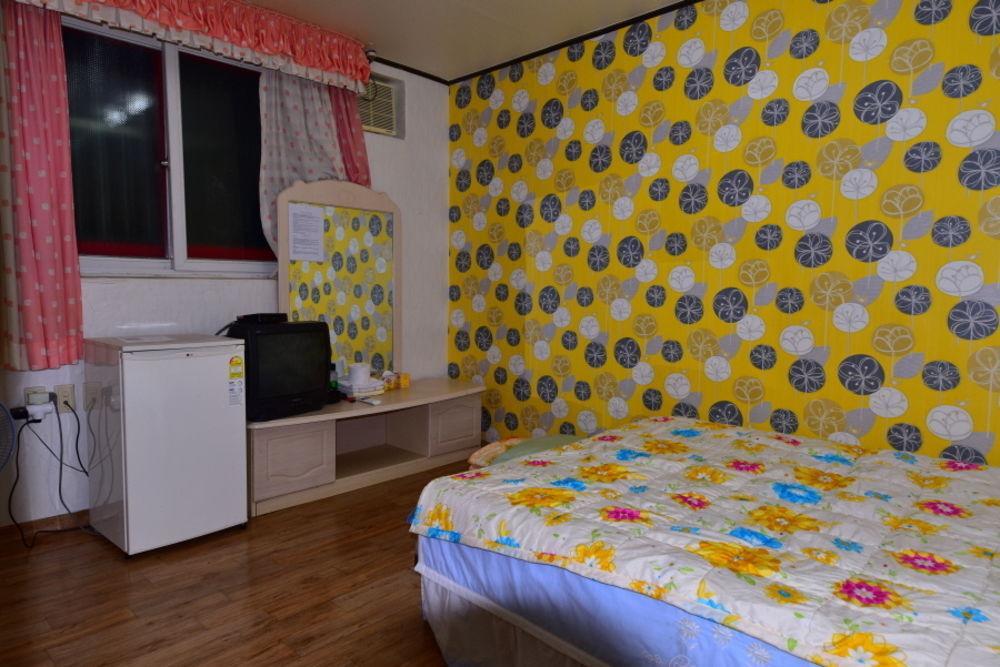 Songwol Park Motel Сокчо Екстериор снимка